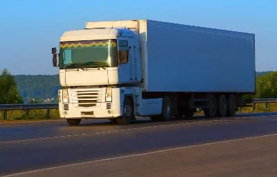 İzmir ile Derinkuyu Arası Öğrenci Eşyası Taşıma